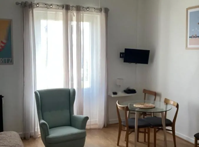 Phare De Regina Golf * ביאריץ