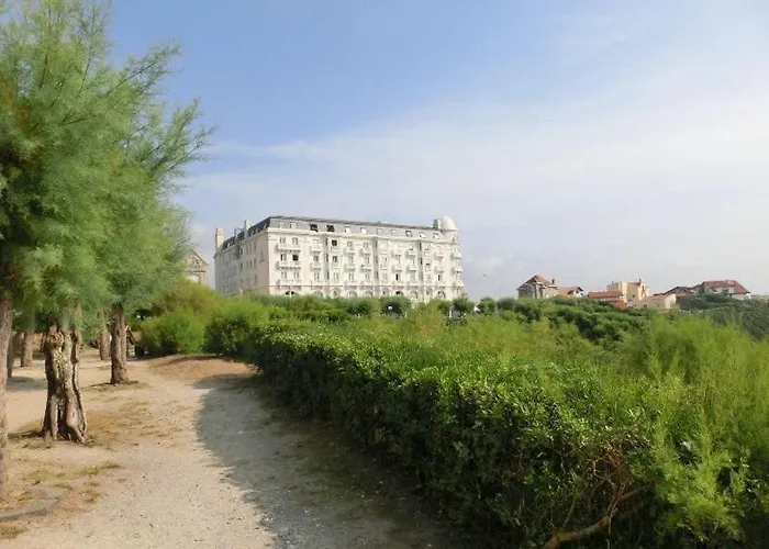 Phare De Regina Golf * Biarritz